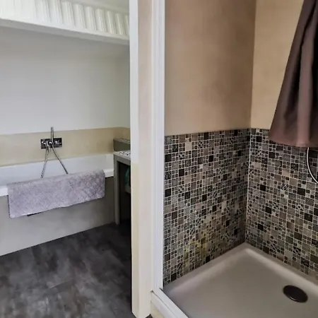 Сasa de vacaciones House For 11 People With A Pool In La Rochelle (Charente-Maritime)